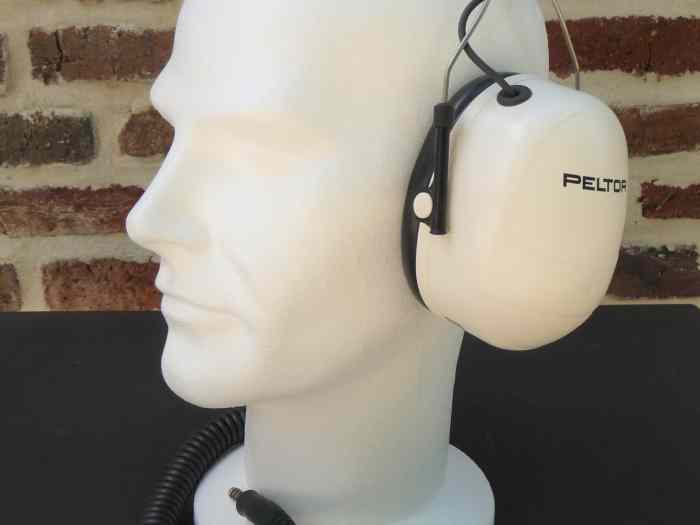 Casque PELTOR . 0