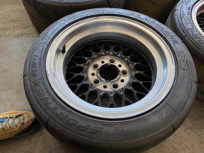 8 jantes 15 pouces BBS BMW 635 CSI Groupe A (8 pouces Av et 9 pouces Ar) avec pneus (225/45 Av et 245/40 Ar) 2