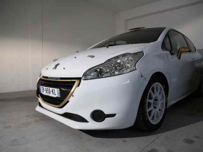 3 Peugeot 208 R2 à vendre
