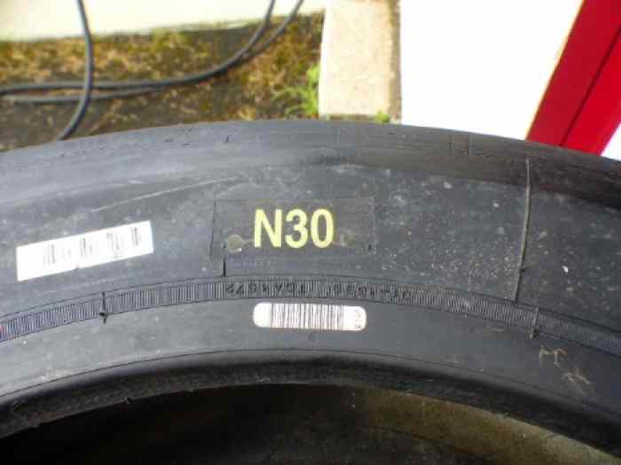 vds 4 pneus neufs racing michelin 19/62/17 2