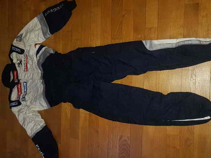 Vends combinaison Sparco Peugeot Sport Taille 52
