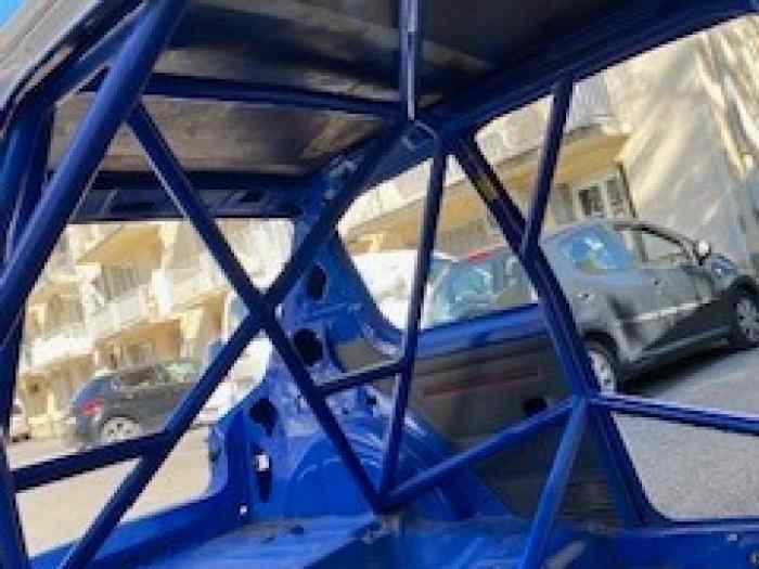 Caisse soudé 205 avec arceau soudé 0