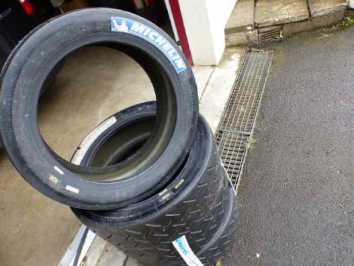 vds 4 pneus neufs racing michelin 19/62/17 3