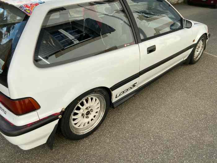 Civic EC9 avec B16A1 Vtec (CT ok) 3
