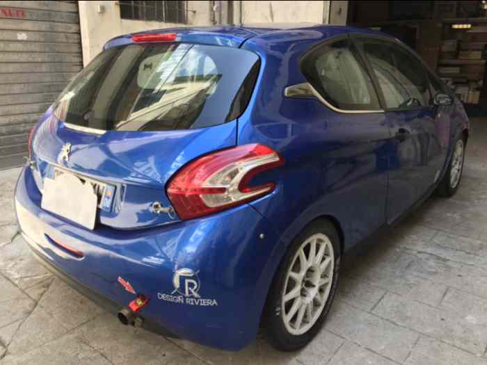 208 r2 – photo 2 sur 4