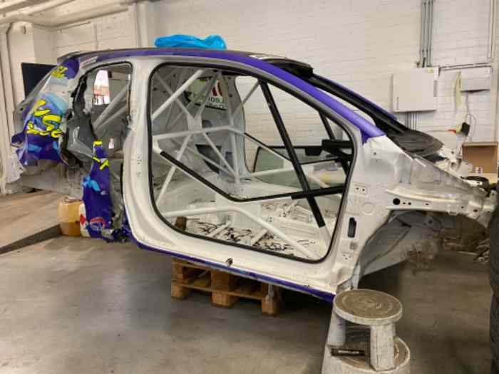 Caisse Arceautee Accidentee 208 R2 0