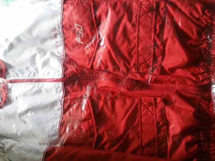 A vendre 9 blousons 3