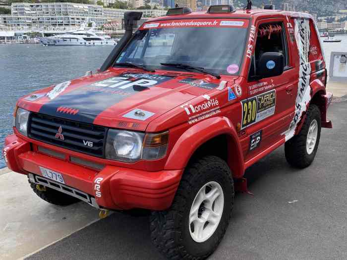 MITSUBISHI Pajero 3.5 V6 Rallye raid 1