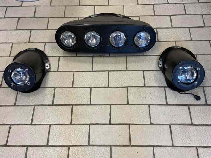 Rampe de phare + phares de coins Opel Adam