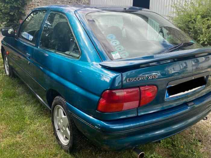 Ford Escort - XR3I - ÉCHANGE POSSIBLE - 1