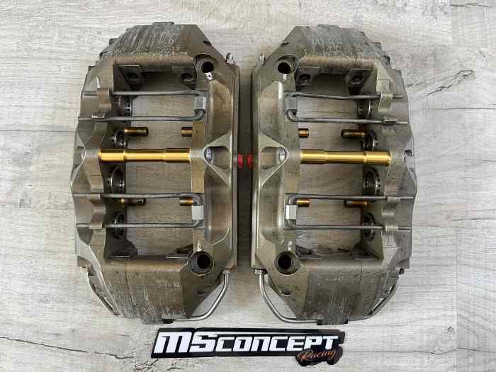 2 ETRIERS BREMBO 8 PISTONS 306 MAXI ESCORT COSWORTH GRA MEGANE MAXI EVO RÉVISÉ 2