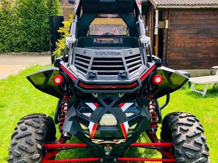 Polaris RZR 1000 RS1 neuf 3