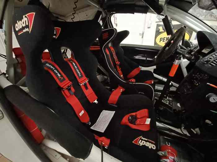 Peugeot 207 R3T matériels inclus 2