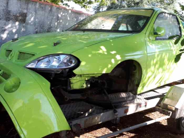 Caisse megane cup