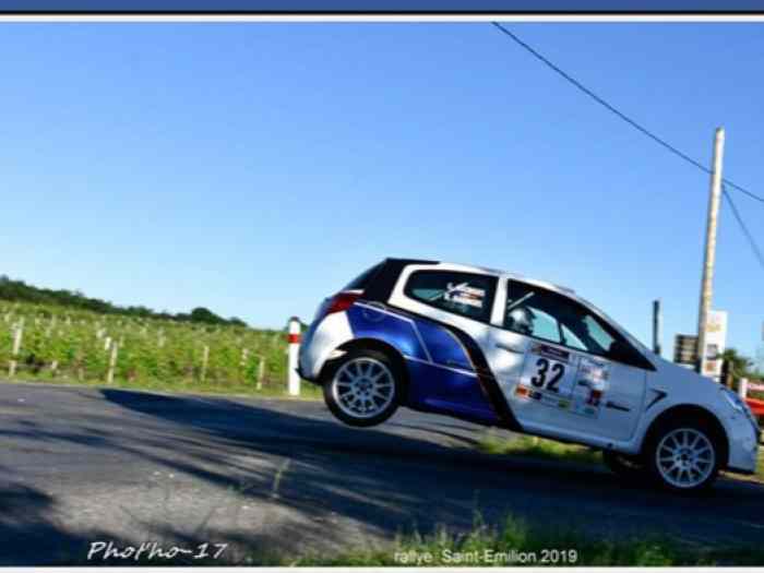 Magnifique Clio R3 230 CH + évos MAX – photo 4 sur 6