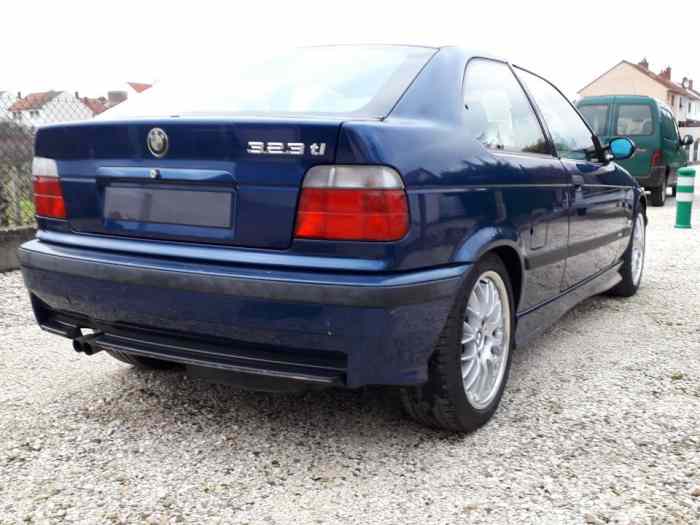 BMW 323 ti sport edition 2