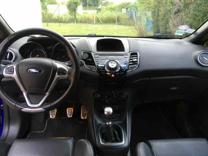 Ford Fiesta ST 2