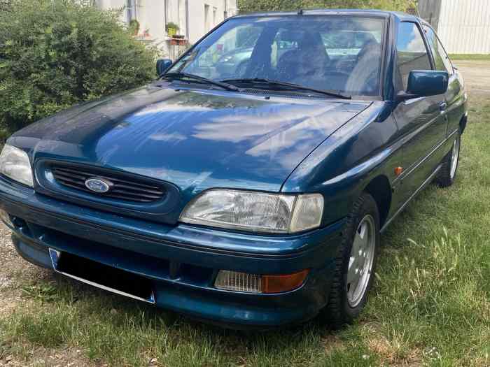 Ford Escort - XR3I - ÉCHANGE POSSIBLE - 0