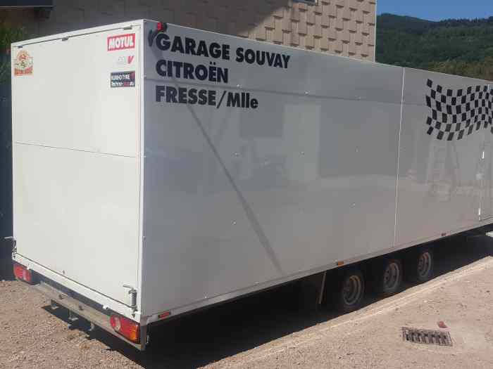 Remorque pour voiture fermee 1