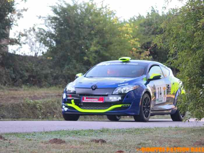 Megane N4 2
