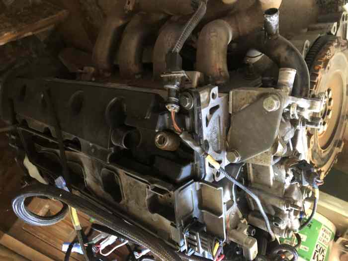 Moteur 206 RC 230CV EW10J4S 2