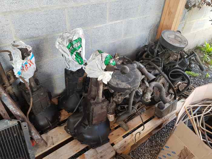 Caisse ford escort mk1 et pièces 3