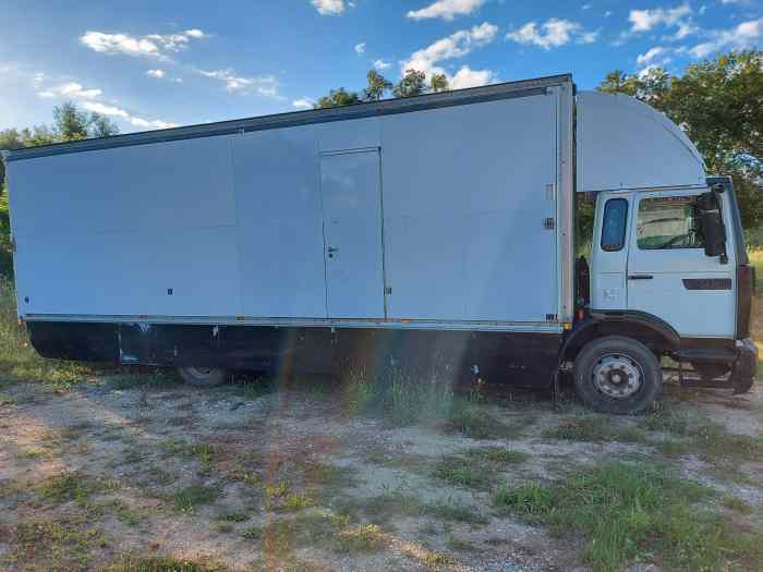 Camion Aménagé Motorhome + Atelier 1