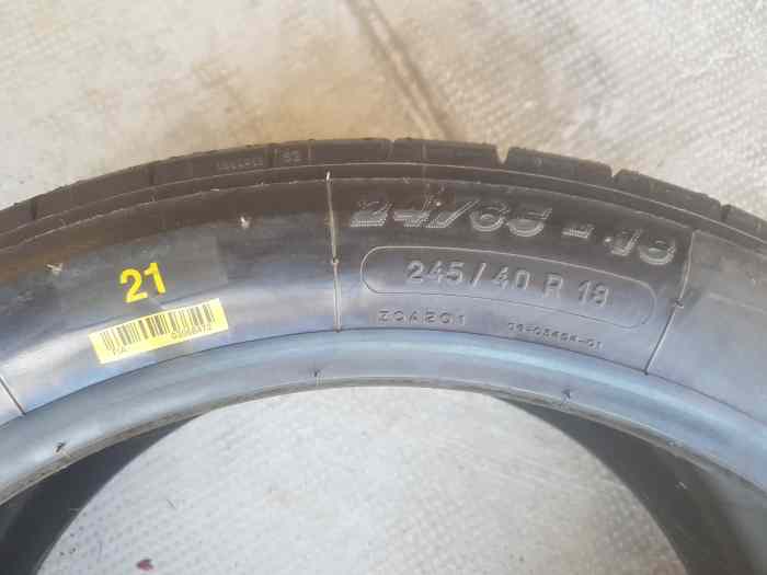 Michelin R21 et R11 24/65-18 1