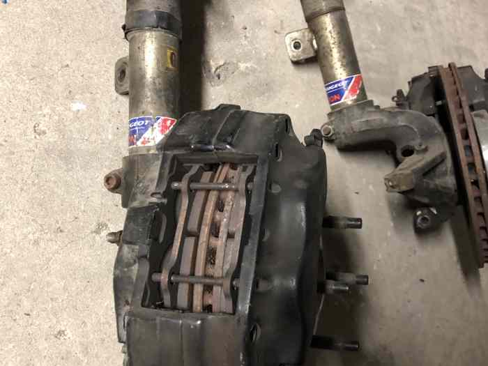 Amortisseur Peugeot sport 306 2