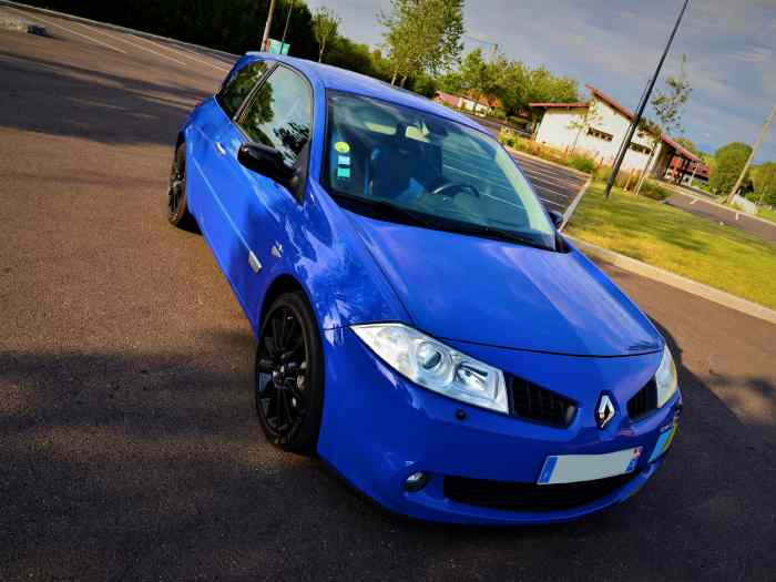 Renault Megane 2 rs f1 team r25 1