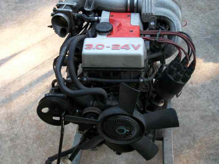 moteur opel 3.0L 6 cylindres 24v c30se 2