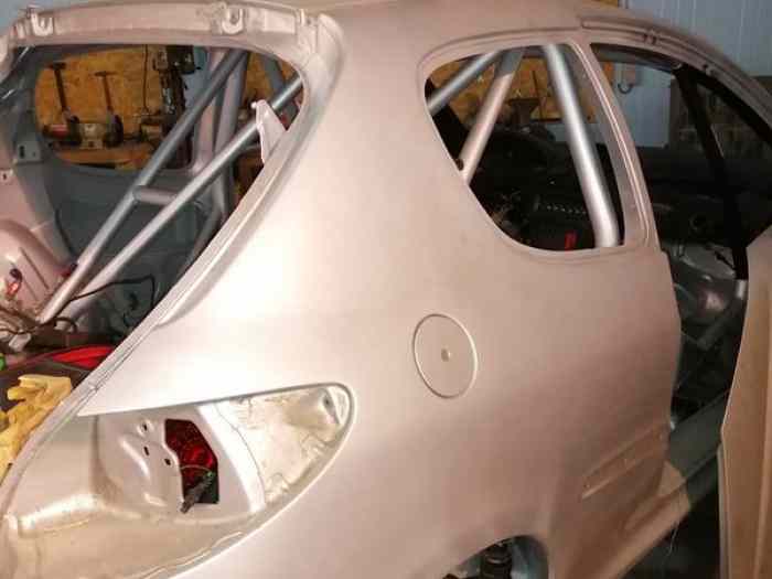Caisse Peugeot 206 arceau Matter – photo 2 sur 6