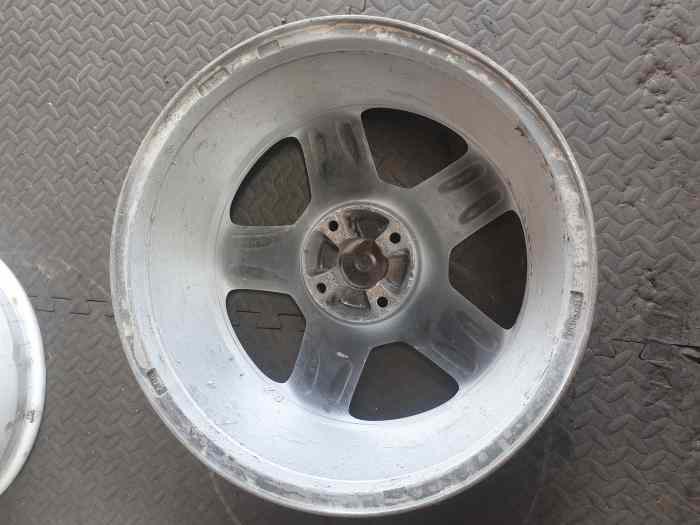 Jantes peugeot atlantis en 17 pouces 5