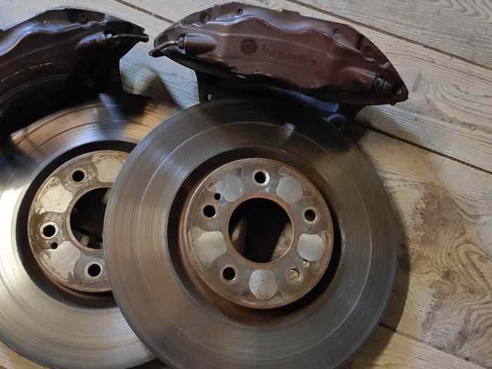Freins 320mm lancer evo 9 0