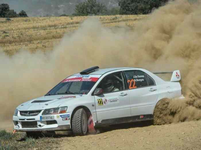 Vendo Mitsubishi Evo IX Tierra y Asfalto 3