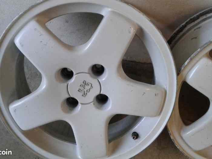 recherche 1 jante SL648 405 T16 en 6.5x16