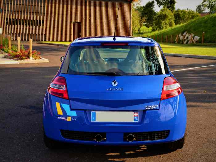 Renault Megane 2 rs f1 team r25 2