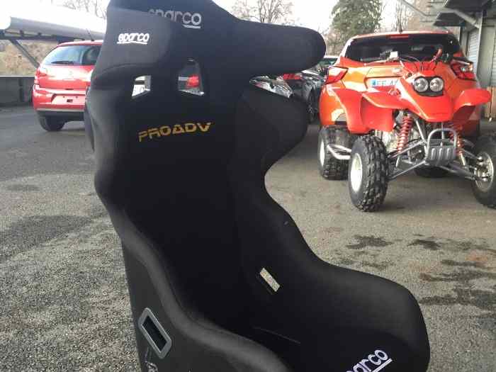 Siège baquet SPARCO PRO ADV à oreilles 2