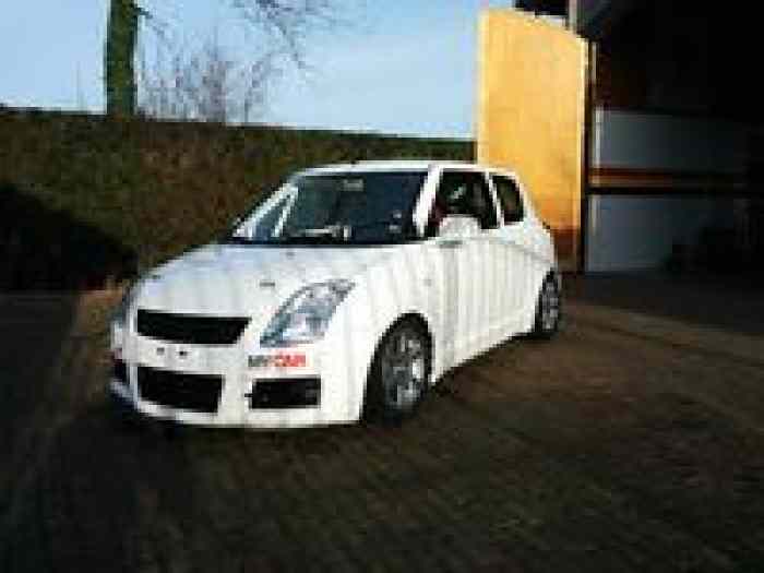 LOUE SUZUKI SWIFT N2 ex Cup