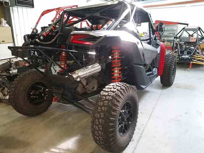 CAN-AM X3 1