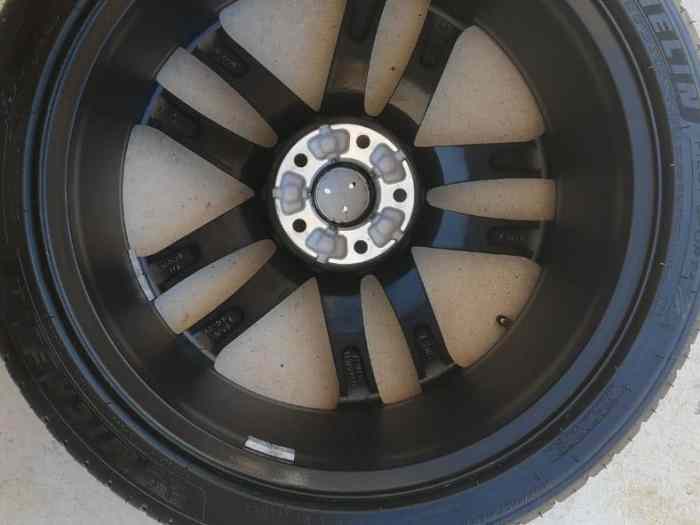 VENDUES 4 Roues RCZ Solstice Mat Black neuves montées Michelin Pilot 235/40/19 1