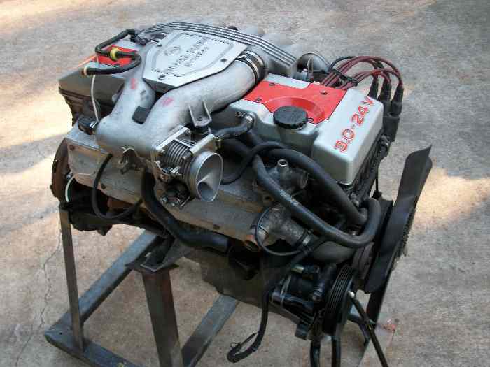 moteur opel 3.0L 6 cylindres 24v c30se 1