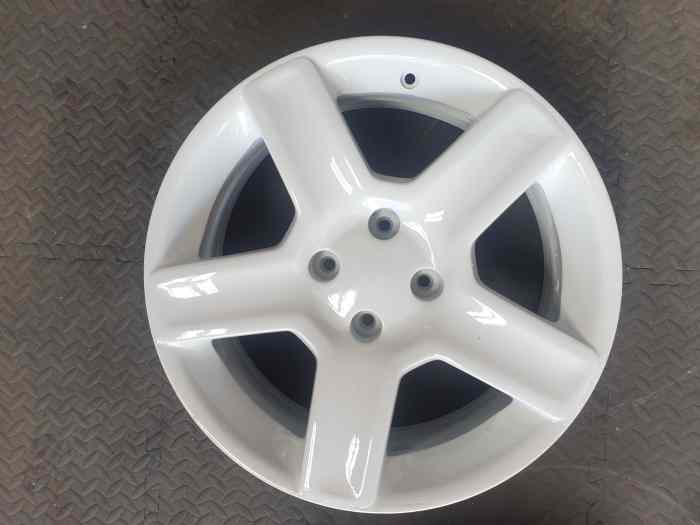 Jantes peugeot atlantis en 17 pouces 4