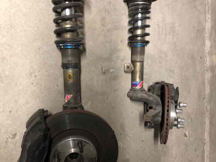 Amortisseur Peugeot sport 306 1