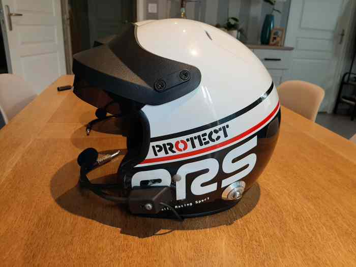 CASQUES RRS SA2010 1