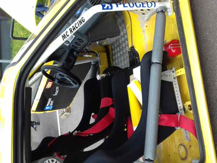 205 f2000/14 – photo 2 sur 6