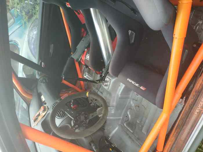206 f2000 0