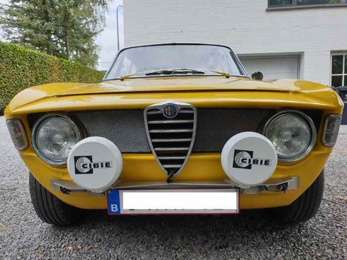 Alfa Giulia Sprint GT Veloce 1