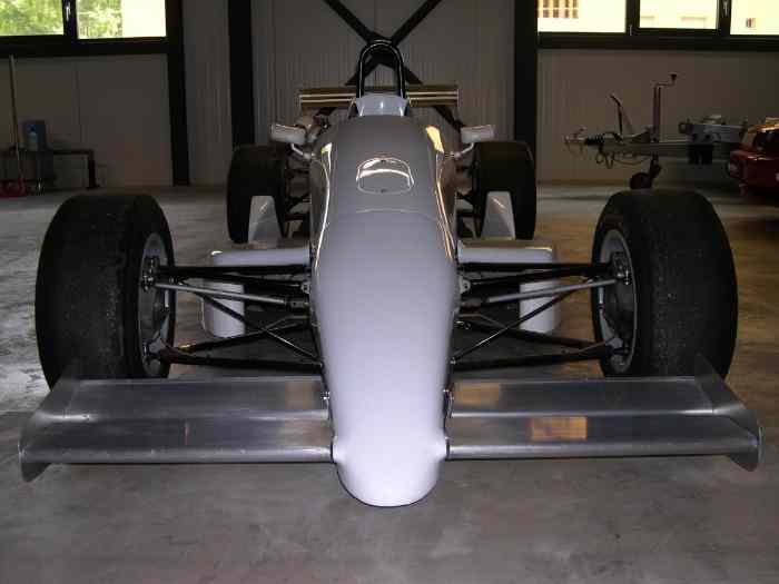 Formule 3 Martini MK58 3