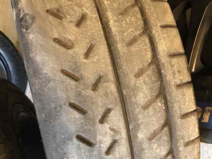 Pneus Michelin 16 1